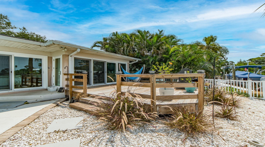 Clearwater, Florida 33755, 3 Bedroom Bedrooms, ,2 Bathroombathrooms,Residential,For Sale,Venetian Point,0,Mfrtb8534227
