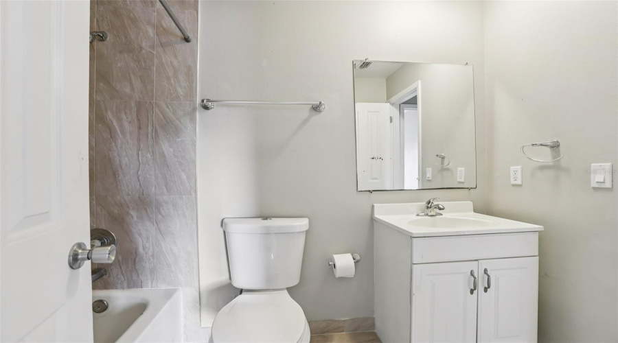 Upstairs Bathroom Serving #2 Bedroom