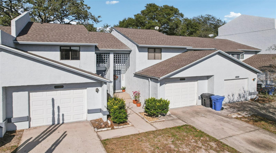 Tampa, Florida 33612, 2 Bedroom Bedrooms, ,2 Bathroombathrooms,Residential,For Sale,Mountain View,0,Mfrtb8452495