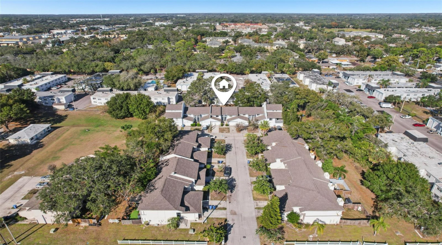 Tampa, Florida 33612, 2 Bedroom Bedrooms, ,2 Bathroombathrooms,Residential,For Sale,Mountain View,0,Mfrtb8452495