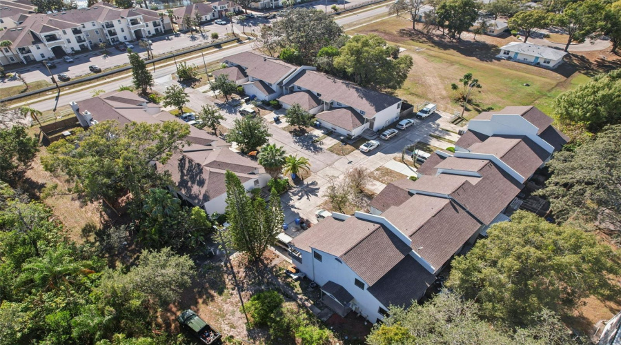 Tampa, Florida 33612, 2 Bedroom Bedrooms, ,2 Bathroombathrooms,Residential,For Sale,Mountain View,0,Mfrtb8452495