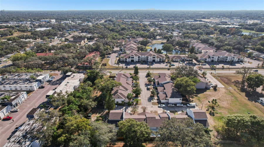 Tampa, Florida 33612, 2 Bedroom Bedrooms, ,2 Bathroombathrooms,Residential,For Sale,Mountain View,0,Mfrtb8452495