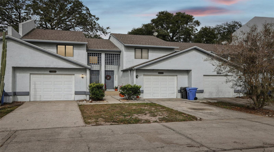 Tampa, Florida 33612, 2 Bedroom Bedrooms, ,2 Bathroombathrooms,Residential,For Sale,Mountain View,0,Mfrtb8452495
