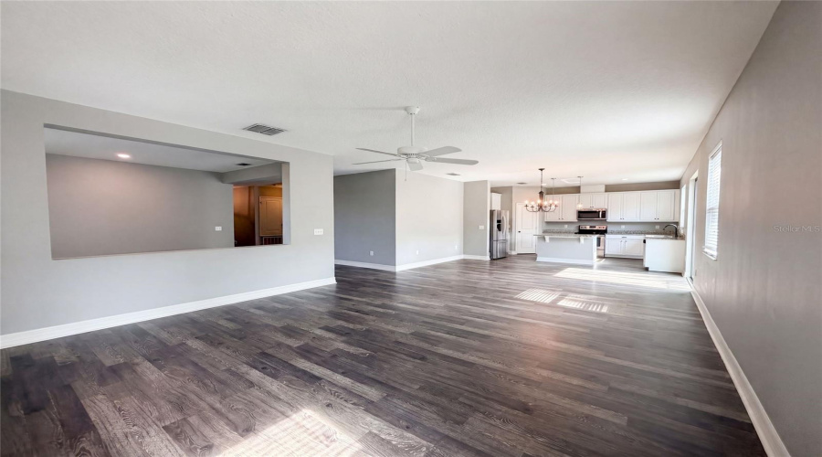 Clermont, Florida 34711, 3 Bedroom Bedrooms, ,2 Bathroombathrooms,Residential,For Sale,Weathers,0,Mfro6418584