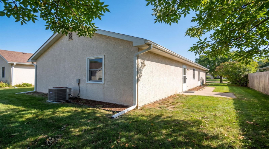 Clermont, Florida 34711, 3 Bedroom Bedrooms, ,2 Bathroombathrooms,Residential,For Sale,Weathers,0,Mfro6418584
