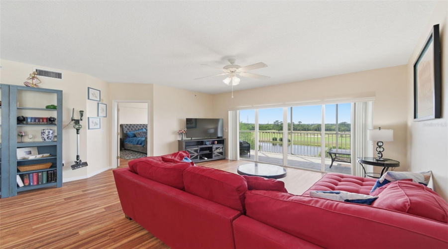Largo, Florida 33771, 3 Bedroom Bedrooms, ,2 Bathroombathrooms,Residential,For Sale,Country Club,0,Mfrtb8485306
