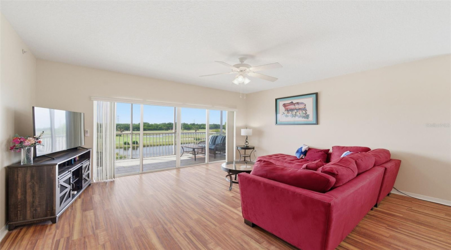 Largo, Florida 33771, 3 Bedroom Bedrooms, ,2 Bathroombathrooms,Residential,For Sale,Country Club,0,Mfrtb8485306