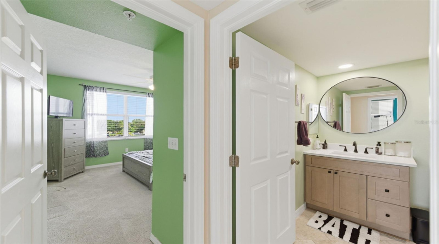 Largo, Florida 33771, 3 Bedroom Bedrooms, ,2 Bathroombathrooms,Residential,For Sale,Country Club,0,Mfrtb8485306