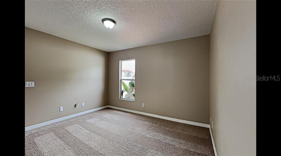 Deltona, Florida 32738, 3 Bedroom Bedrooms, ,2 Bathroombathrooms,Residential,For Sale,Courtland,0,Mfro6408527