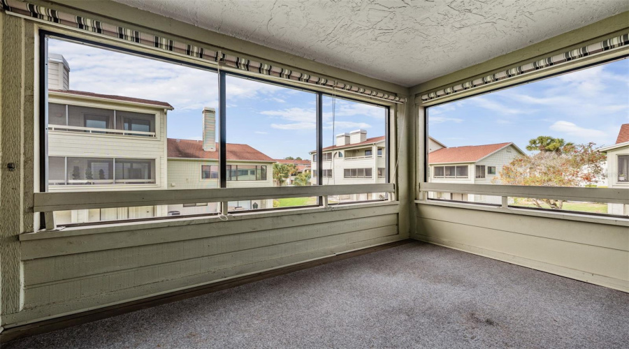 Dunedin, Florida 34698, 2 Bedroom Bedrooms, ,2 Bathroombathrooms,Residential,For Sale,Drake,0,Mfrtb8492226