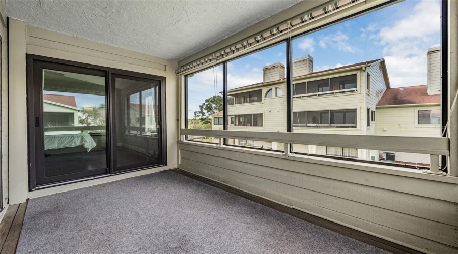 Dunedin, Florida 34698, 2 Bedroom Bedrooms, ,2 Bathroombathrooms,Residential,For Sale,Drake,0,Mfrtb8492226