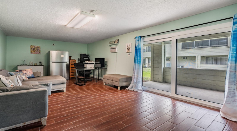 Dunedin, Florida 34698, 2 Bedroom Bedrooms, ,2 Bathroombathrooms,Residential,For Sale,Drake,0,Mfrtb8492226