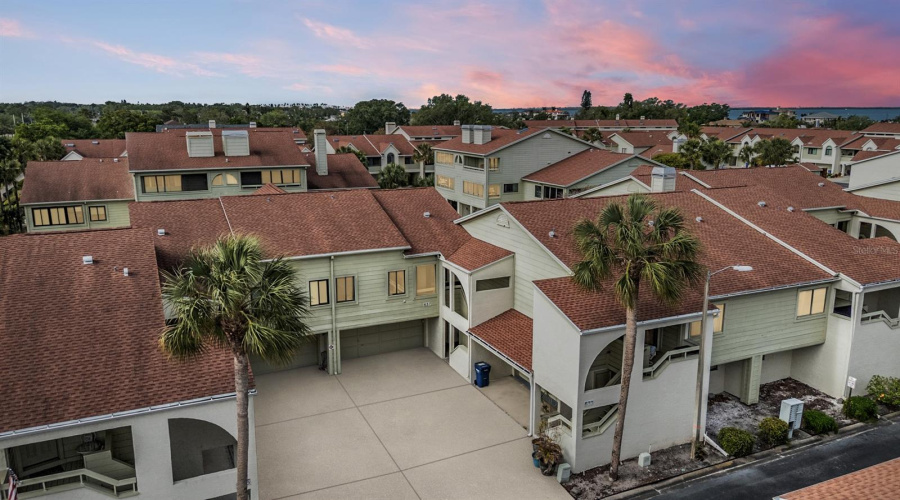 Dunedin, Florida 34698, 2 Bedroom Bedrooms, ,2 Bathroombathrooms,Residential,For Sale,Drake,0,Mfrtb8492226