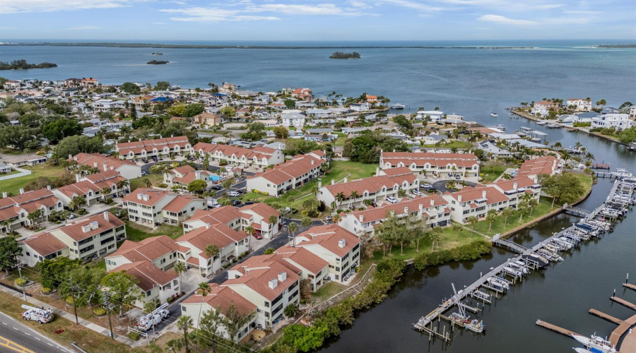Dunedin, Florida 34698, 2 Bedroom Bedrooms, ,2 Bathroombathrooms,Residential,For Sale,Drake,0,Mfrtb8492226