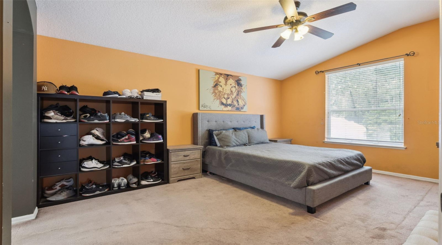 Apopka, Florida 32703, 4 Bedroom Bedrooms, ,2 Bathroombathrooms,Residential,For Sale,Golden Ivy,0,Mfro6429550