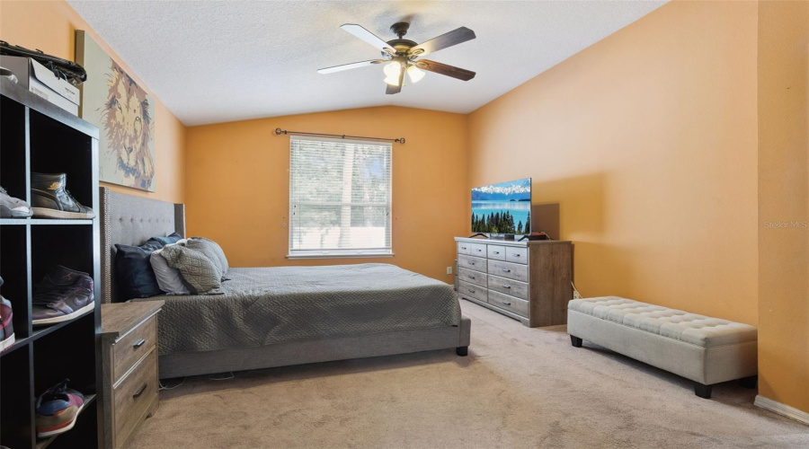 Apopka, Florida 32703, 4 Bedroom Bedrooms, ,2 Bathroombathrooms,Residential,For Sale,Golden Ivy,0,Mfro6429550