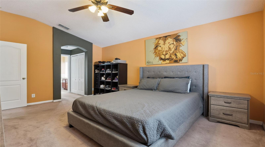 Apopka, Florida 32703, 4 Bedroom Bedrooms, ,2 Bathroombathrooms,Residential,For Sale,Golden Ivy,0,Mfro6429550