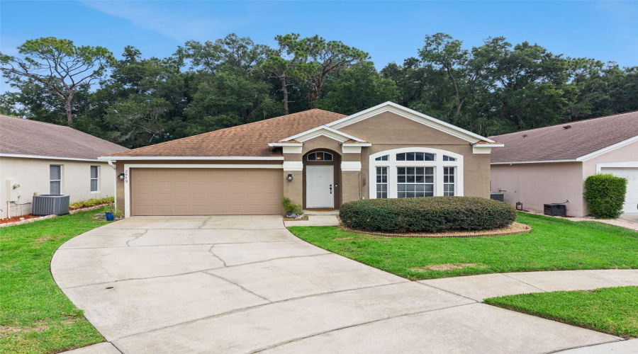 Apopka, Florida 32703, 4 Bedroom Bedrooms, ,2 Bathroombathrooms,Residential,For Sale,Golden Ivy,0,Mfro6429550