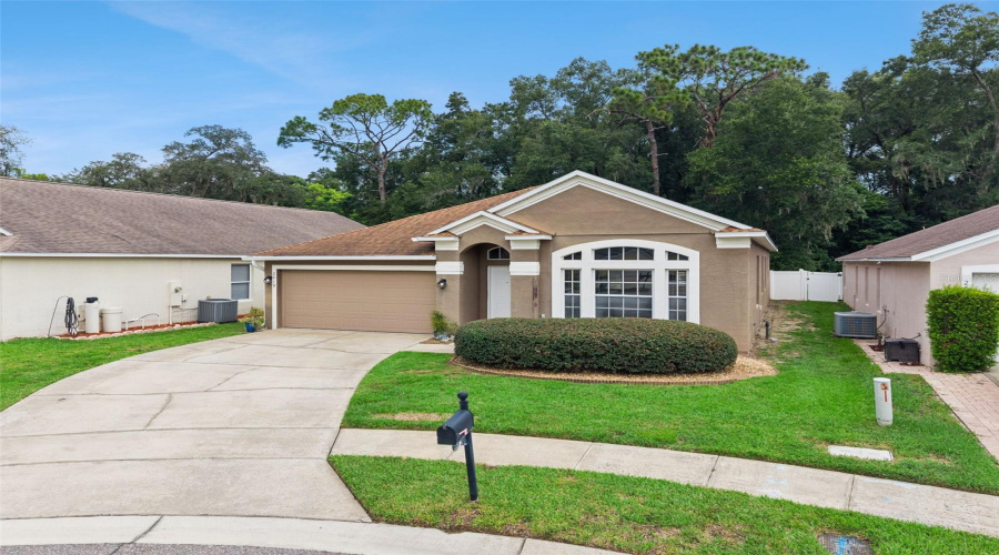 Apopka, Florida 32703, 4 Bedroom Bedrooms, ,2 Bathroombathrooms,Residential,For Sale,Golden Ivy,0,Mfro6429550