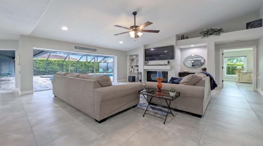 Tampa, Florida 33615, 5 Bedroom Bedrooms, ,3 Bathroombathrooms,Residential,For Sale,Longboat,0,Mfrtb8534853