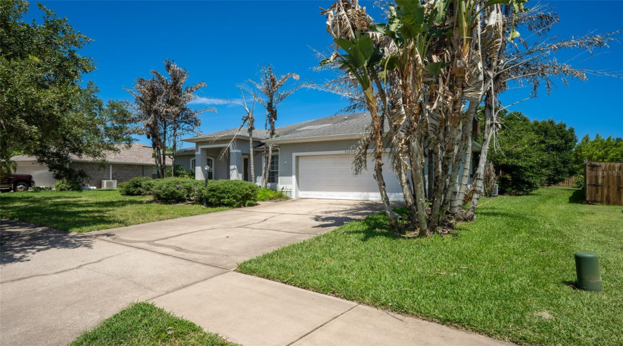 Melbourne, Florida 32901, 4 Bedroom Bedrooms, ,3 Bathroombathrooms,Residential,For Sale,Forest Creek,0,Mfro6429808