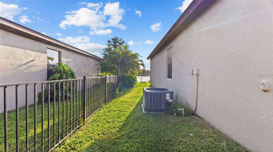 Parrish, Florida 34219, 3 Bedroom Bedrooms, ,2 Bathroombathrooms,Residential,For Sale,105Th,0,Mfra4702974