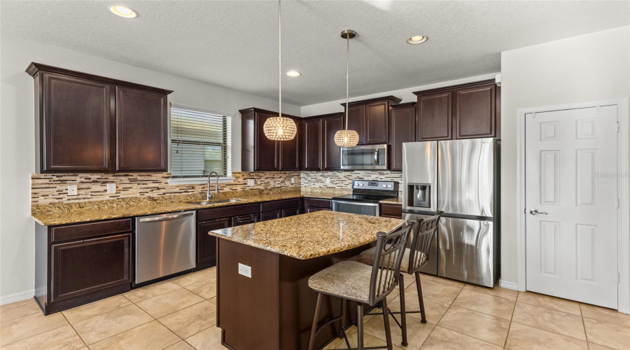 Parrish, Florida 34219, 3 Bedroom Bedrooms, ,2 Bathroombathrooms,Residential,For Sale,105Th,0,Mfra4702974
