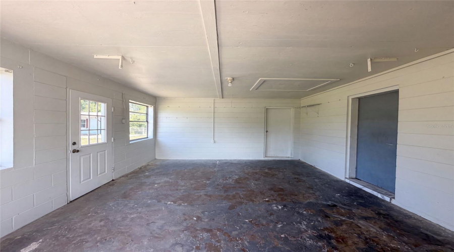 Avon Park, Florida 33825, 2 Bedroom Bedrooms, ,2 Bathroombathrooms,Residential,For Sale,Calumet,0,Mfro6424052