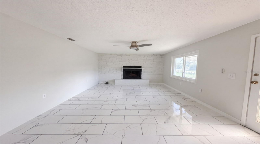 Avon Park, Florida 33825, 2 Bedroom Bedrooms, ,2 Bathroombathrooms,Residential,For Sale,Calumet,0,Mfro6424052
