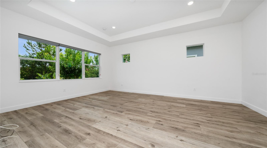 Winter Garden, Florida 34787, 5 Bedroom Bedrooms, ,4 Bathroombathrooms,Residential,For Sale,Bowery,0,Mfro6415123