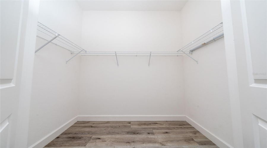Winter Garden, Florida 34787, 5 Bedroom Bedrooms, ,4 Bathroombathrooms,Residential,For Sale,Bowery,0,Mfro6415123