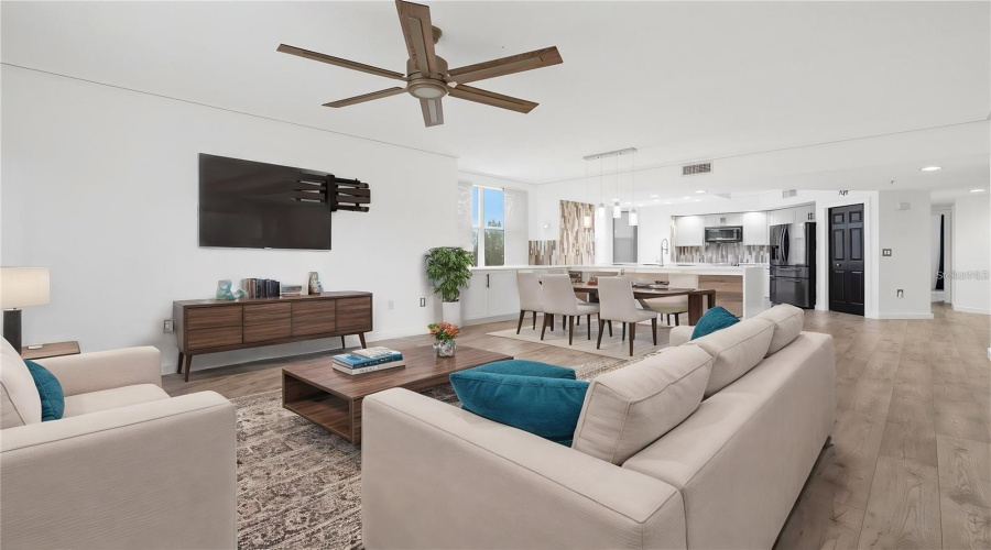 Largo, Florida 33771, 3 Bedroom Bedrooms, ,2 Bathroombathrooms,Residential,For Sale,Starkey,0,Mfrtb8353821