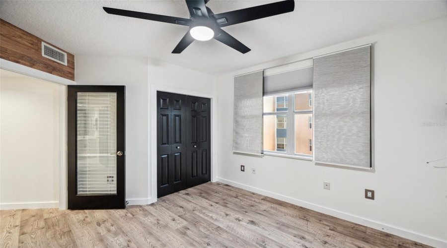 Largo, Florida 33771, 3 Bedroom Bedrooms, ,2 Bathroombathrooms,Residential,For Sale,Starkey,0,Mfrtb8353821