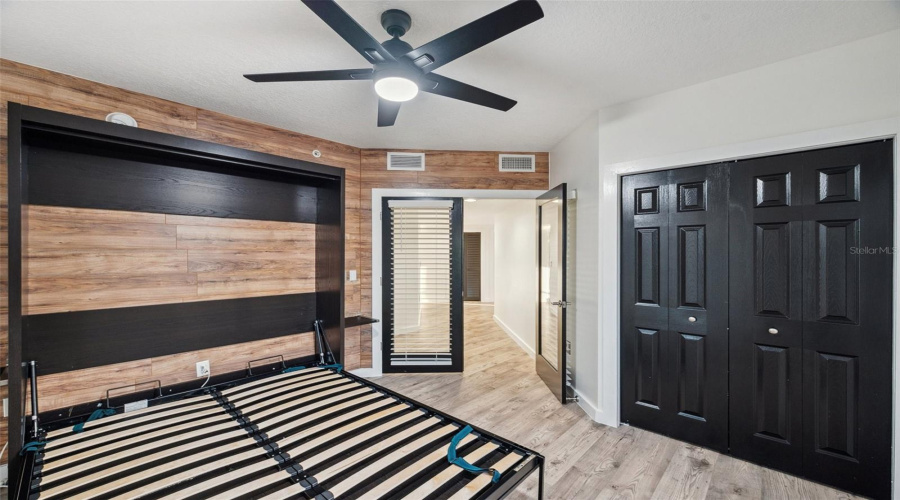 Largo, Florida 33771, 3 Bedroom Bedrooms, ,2 Bathroombathrooms,Residential,For Sale,Starkey,0,Mfrtb8353821