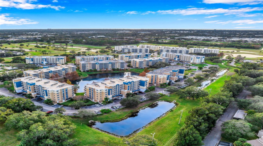 Largo, Florida 33771, 3 Bedroom Bedrooms, ,2 Bathroombathrooms,Residential,For Sale,Starkey,0,Mfrtb8353821