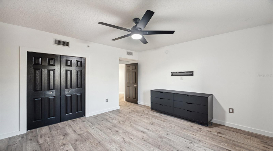 Largo, Florida 33771, 3 Bedroom Bedrooms, ,2 Bathroombathrooms,Residential,For Sale,Starkey,0,Mfrtb8353821