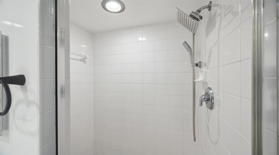 Largo, Florida 33771, 3 Bedroom Bedrooms, ,2 Bathroombathrooms,Residential,For Sale,Starkey,0,Mfrtb8353821