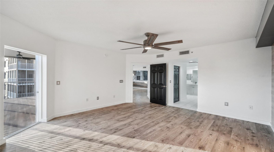 Largo, Florida 33771, 3 Bedroom Bedrooms, ,2 Bathroombathrooms,Residential,For Sale,Starkey,0,Mfrtb8353821