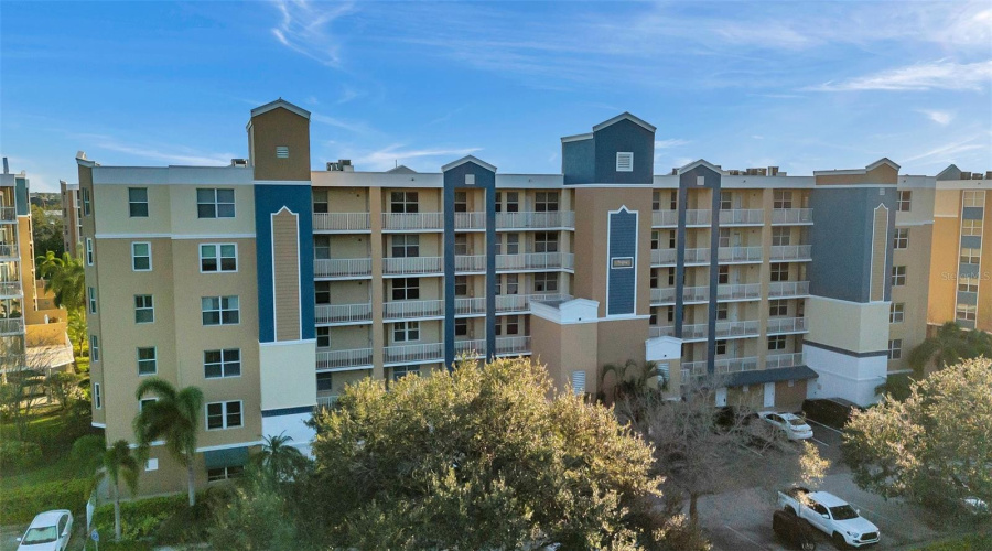 Largo, Florida 33771, 3 Bedroom Bedrooms, ,2 Bathroombathrooms,Residential,For Sale,Starkey,0,Mfrtb8353821