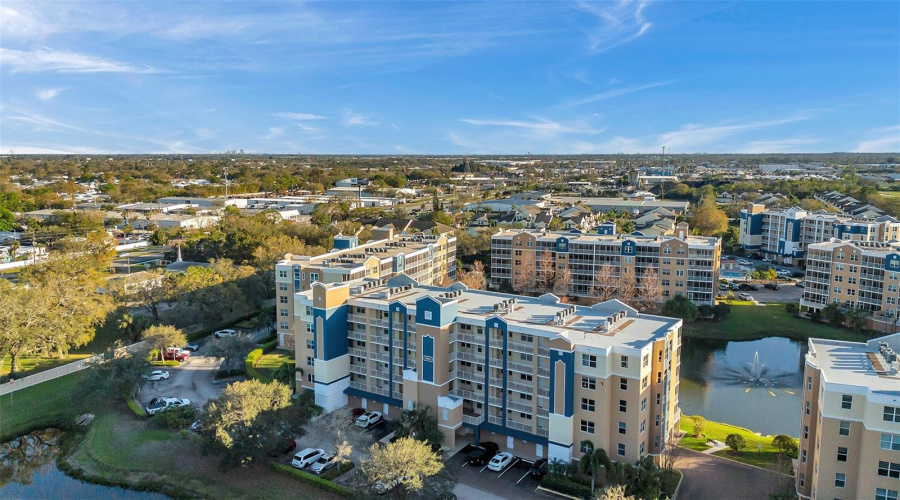 Largo, Florida 33771, 3 Bedroom Bedrooms, ,2 Bathroombathrooms,Residential,For Sale,Starkey,0,Mfrtb8353821