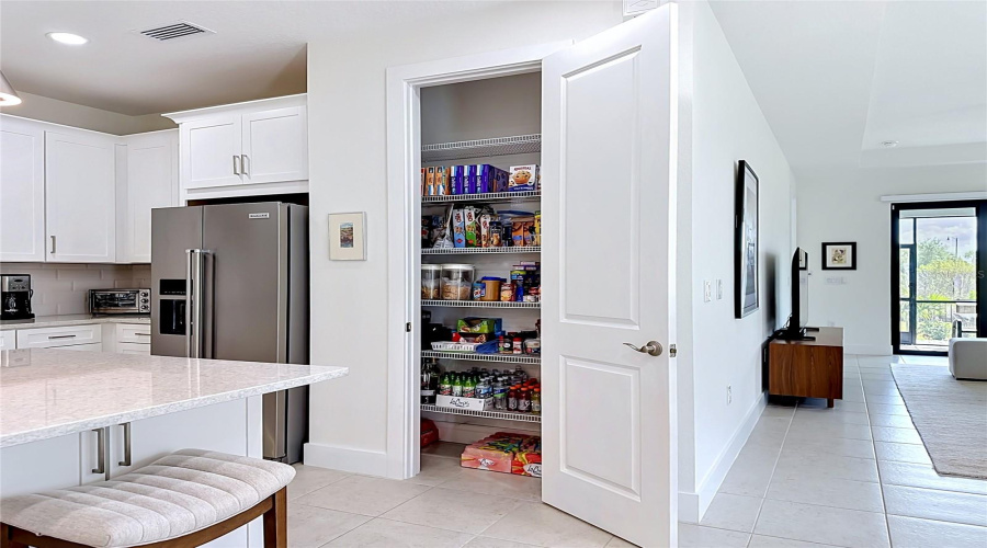 Venice, Florida 34293, 3 Bedroom Bedrooms, ,2 Bathroombathrooms,Residential,For Sale,Dayspring,0,Mfrn6144509