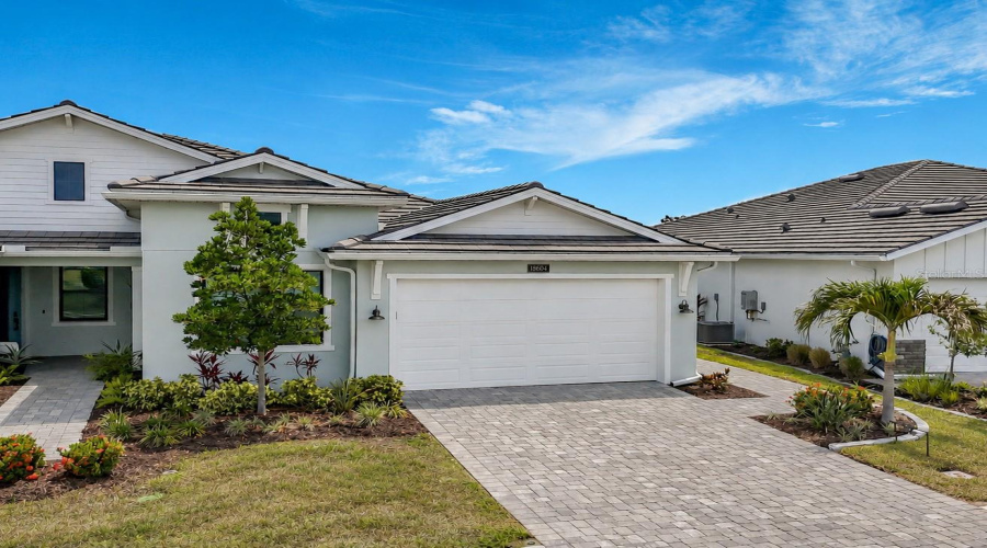 Venice, Florida 34293, 3 Bedroom Bedrooms, ,2 Bathroombathrooms,Residential,For Sale,Dayspring,0,Mfrn6144509