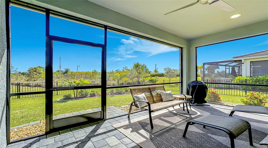 Venice, Florida 34293, 3 Bedroom Bedrooms, ,2 Bathroombathrooms,Residential,For Sale,Dayspring,0,Mfrn6144509