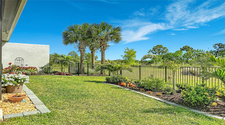 Venice, Florida 34293, 3 Bedroom Bedrooms, ,2 Bathroombathrooms,Residential,For Sale,Dayspring,0,Mfrn6144509