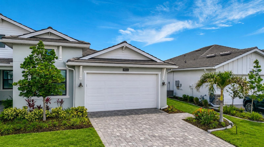 Venice, Florida 34293, 3 Bedroom Bedrooms, ,2 Bathroombathrooms,Residential,For Sale,Dayspring,0,Mfrn6144509