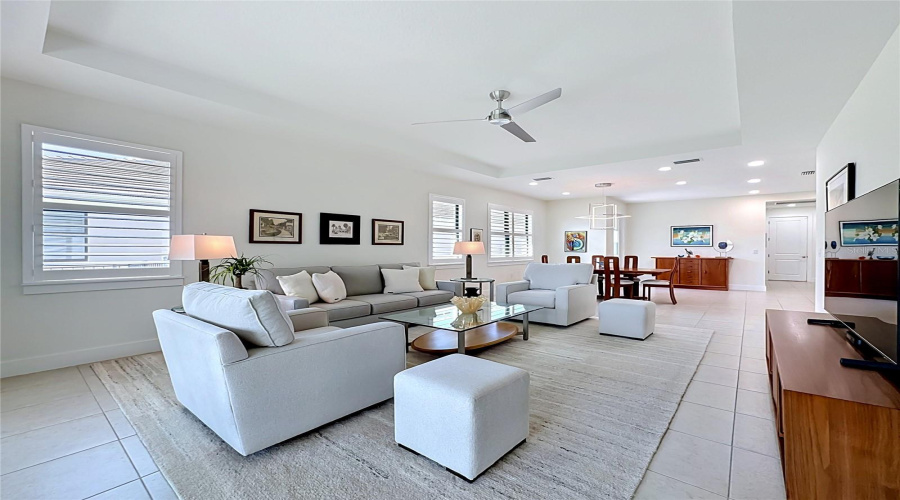 Venice, Florida 34293, 3 Bedroom Bedrooms, ,2 Bathroombathrooms,Residential,For Sale,Dayspring,0,Mfrn6144509
