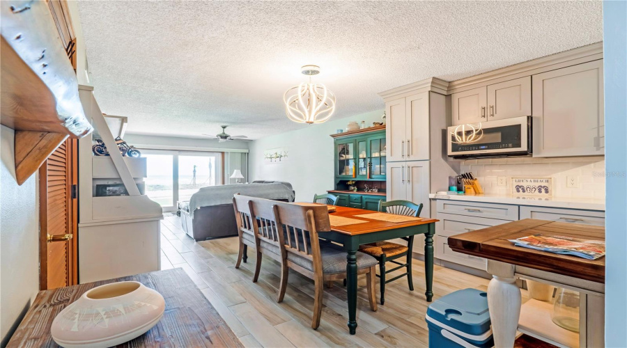 Ormond Beach, Florida 32176, 2 Bedroom Bedrooms, ,2 Bathroombathrooms,Residential,For Sale,Ocean Shore,0,Mfrns1087956
