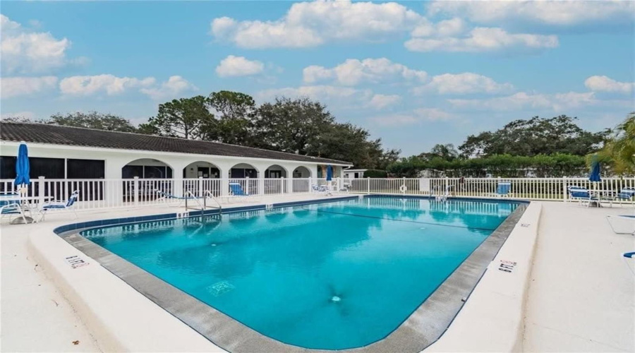 Seminole, Florida 33778, 2 Bedroom Bedrooms, ,2 Bathroombathrooms,Residential,For Sale,102Nd,0,Mfrtb8538351