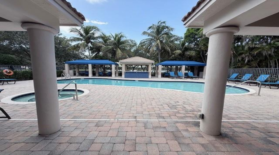 Palm Beach Gardens, Florida 33418, 3 Bedroom Bedrooms, ,2 Bathroombathrooms,Residential,For Sale,Murano,0,Mfrfc320932