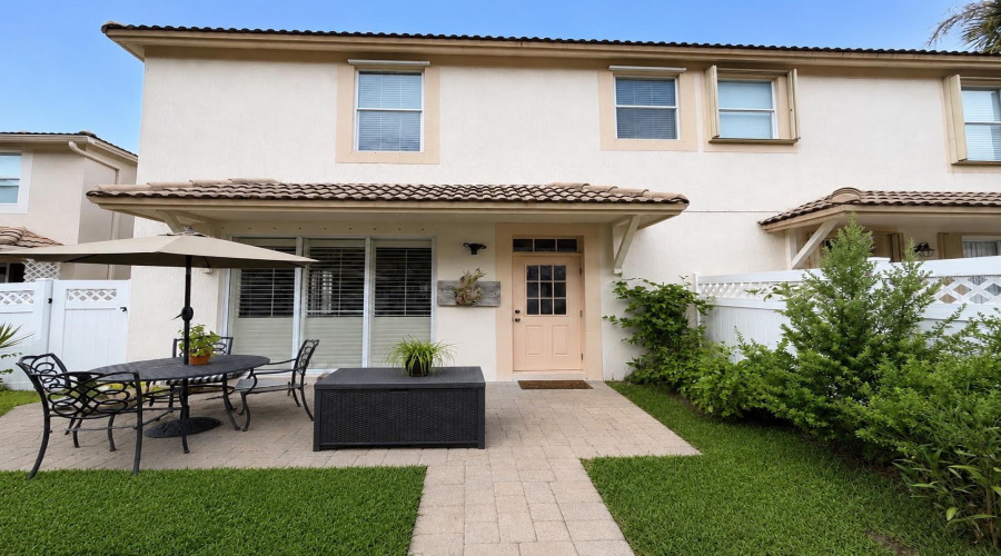Palm Beach Gardens, Florida 33418, 3 Bedroom Bedrooms, ,2 Bathroombathrooms,Residential,For Sale,Murano,0,Mfrfc320932